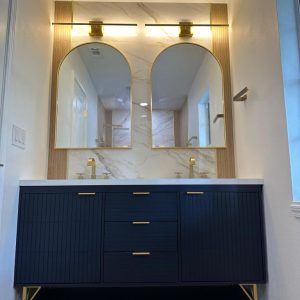 Benefits of seeking professional assistance from a bathroom contractor in Orlando for material selection